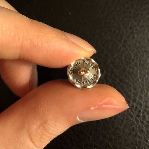 Authenticity check 1 - Picture 2 of 8